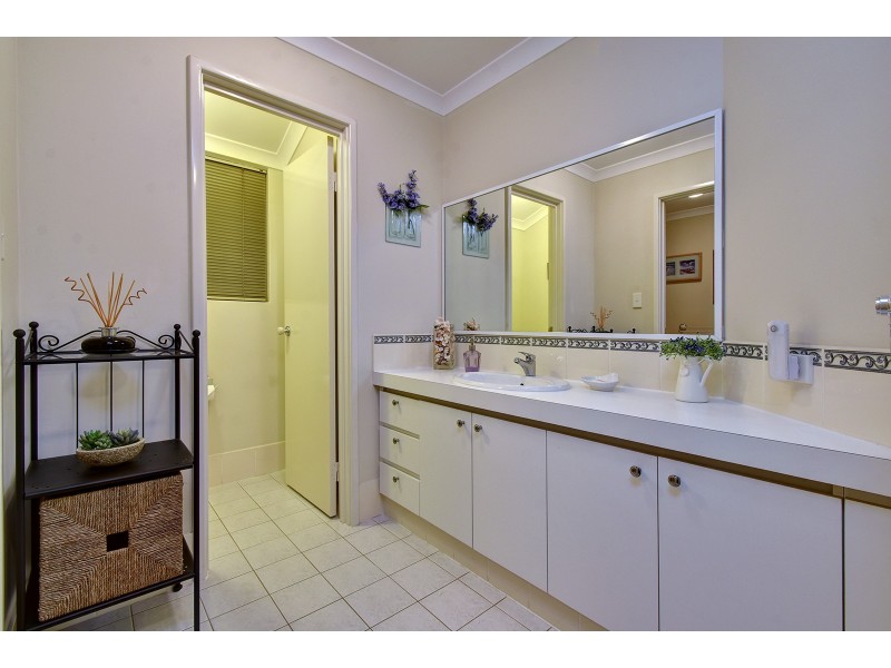 1 Strelley Lane, Carramar WA 6031