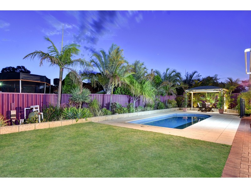 1 Strelley Lane, Carramar WA 6031