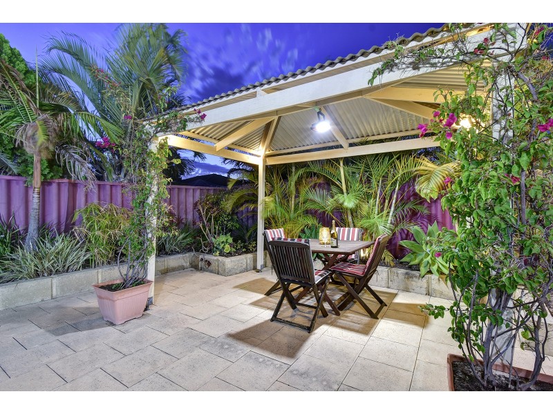 1 Strelley Lane, Carramar WA 6031