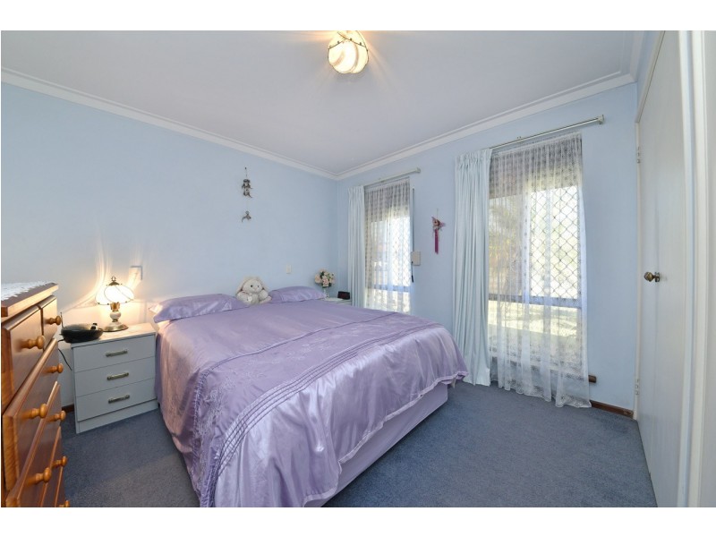 22 Glamorgan Street, East Cannington WA 6107