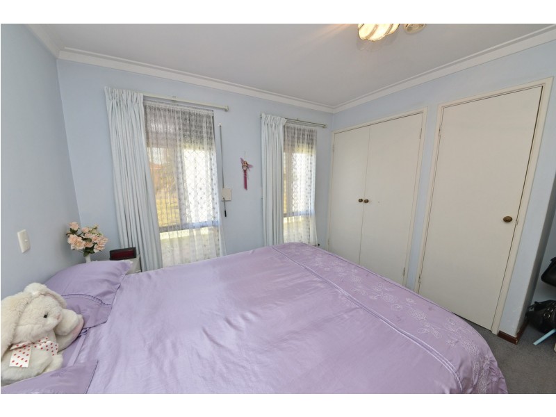 22 Glamorgan Street, East Cannington WA 6107