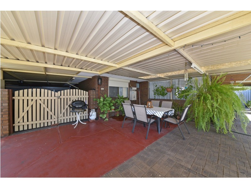 22 Glamorgan Street, East Cannington WA 6107