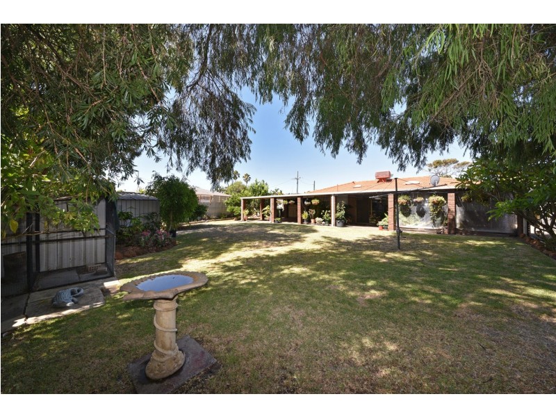 22 Glamorgan Street, East Cannington WA 6107