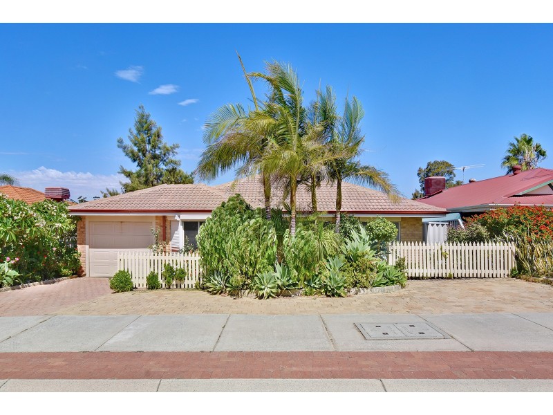 54 Viridian Drive, Banksia Grove WA 6031