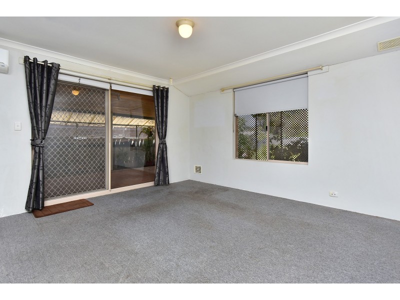 54 Viridian Drive, Banksia Grove WA 6031
