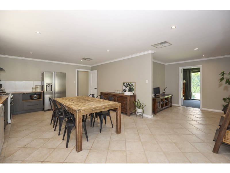 7 Brown Place, Beechboro WA 6063