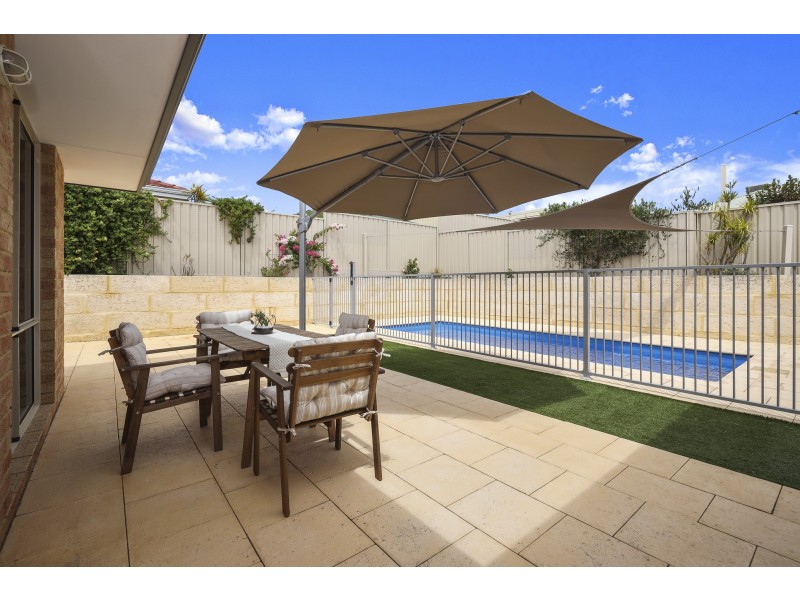 12 Ringrose Heights, Landsdale WA 6065