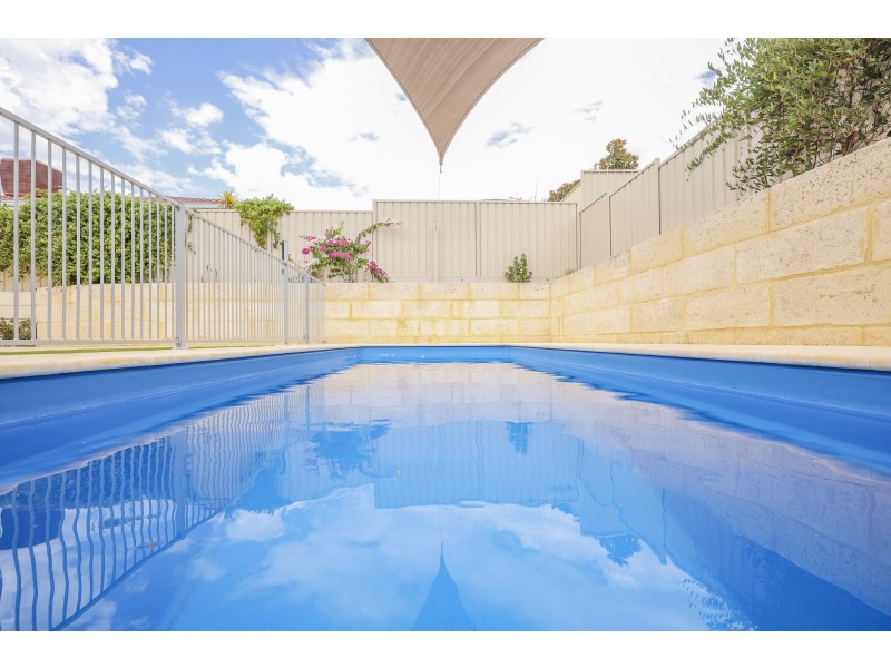 12 Ringrose Heights, Landsdale WA 6065