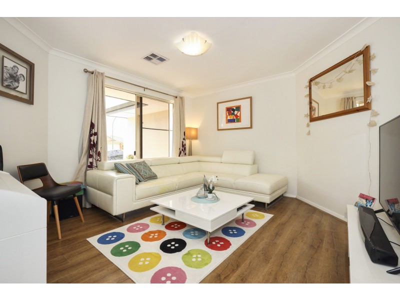 12 Ringrose Heights, Landsdale WA 6065