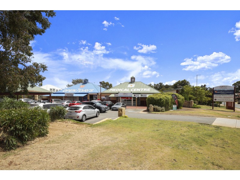 12 Ringrose Heights, Landsdale WA 6065