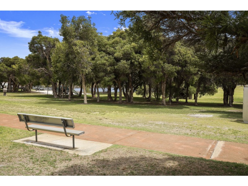 12 Ringrose Heights, Landsdale WA 6065