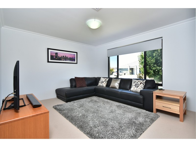 21 Scamills Road, Pearsall WA 6065