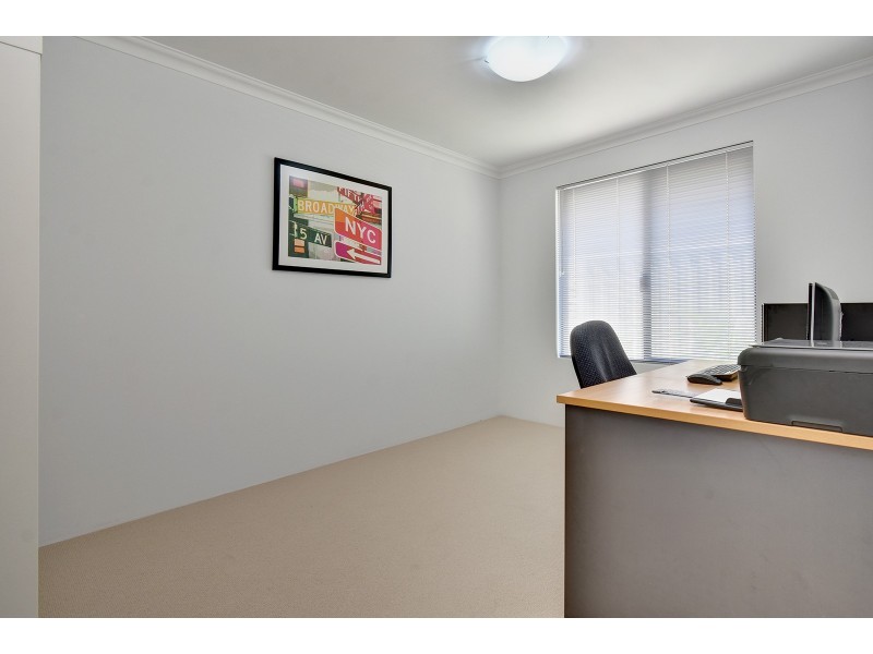 21 Scamills Road, Pearsall WA 6065