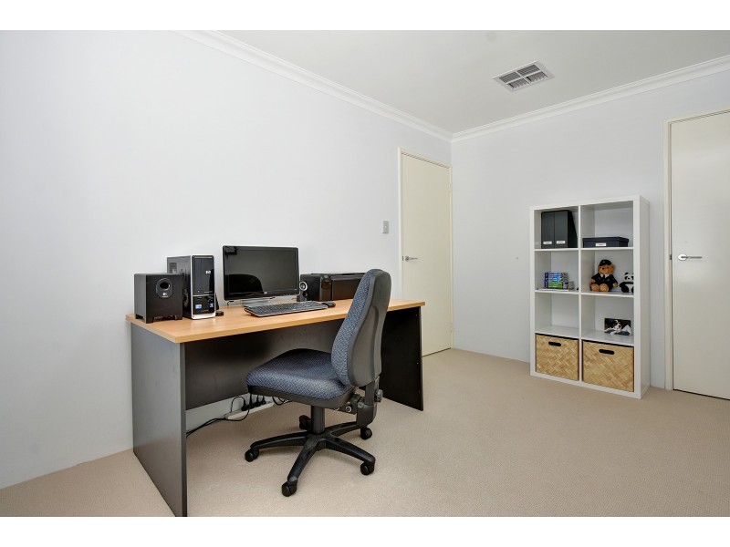 21 Scamills Road, Pearsall WA 6065