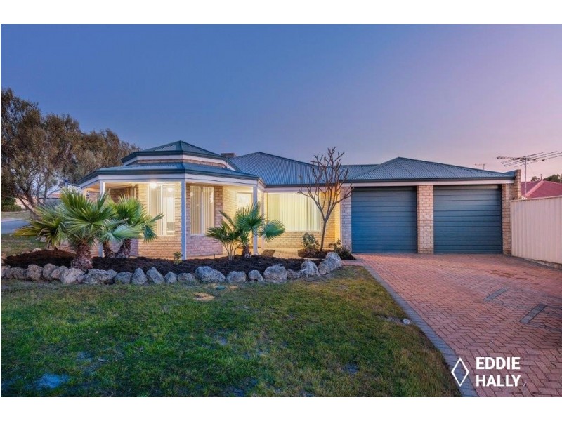 16 The Crest, Success WA 6164