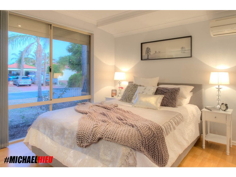 9 Monash Circle, Marangaroo WA 6064
