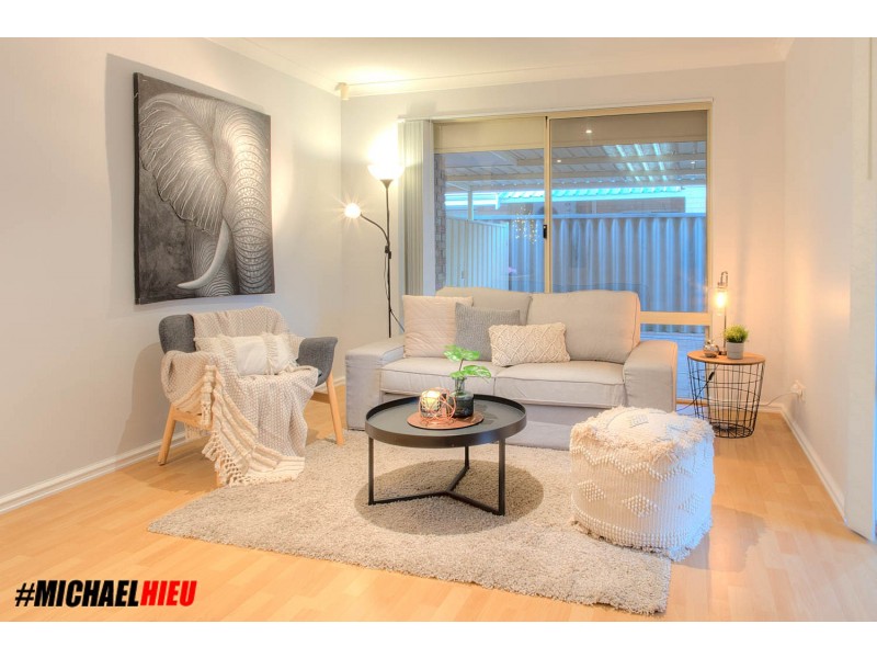 9 Monash Circle, Marangaroo WA 6064