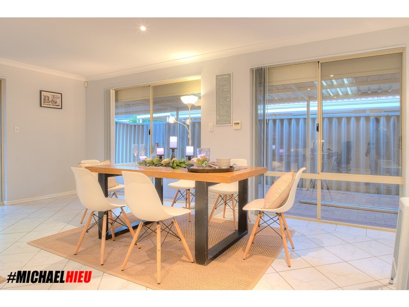 9 Monash Circle, Marangaroo WA 6064
