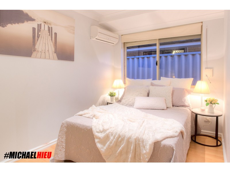 9 Monash Circle, Marangaroo WA 6064