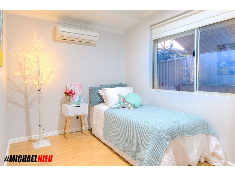 9 Monash Circle, Marangaroo WA 6064