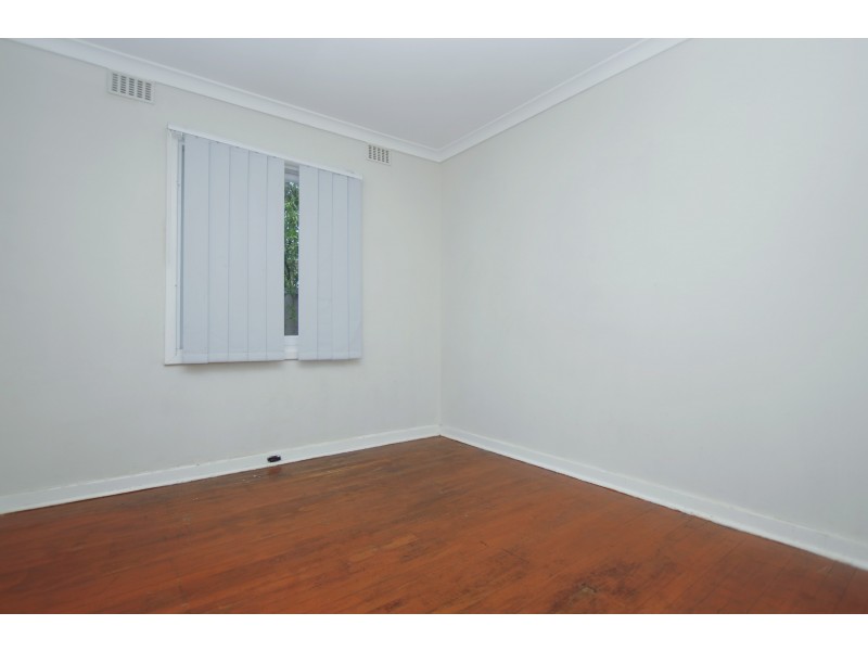 37 Casserley Avenue, Girrawheen WA 6064