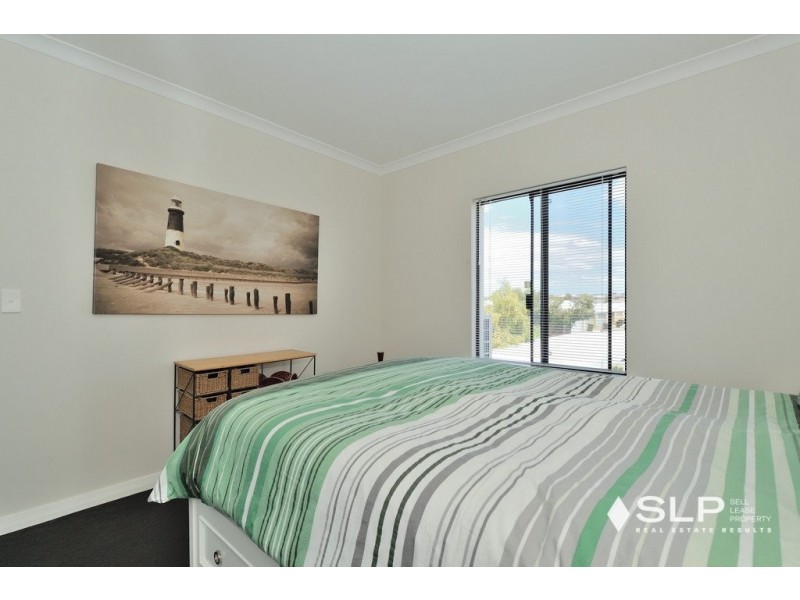 12/99 Bordeaux Lane, Ellenbrook WA 6069