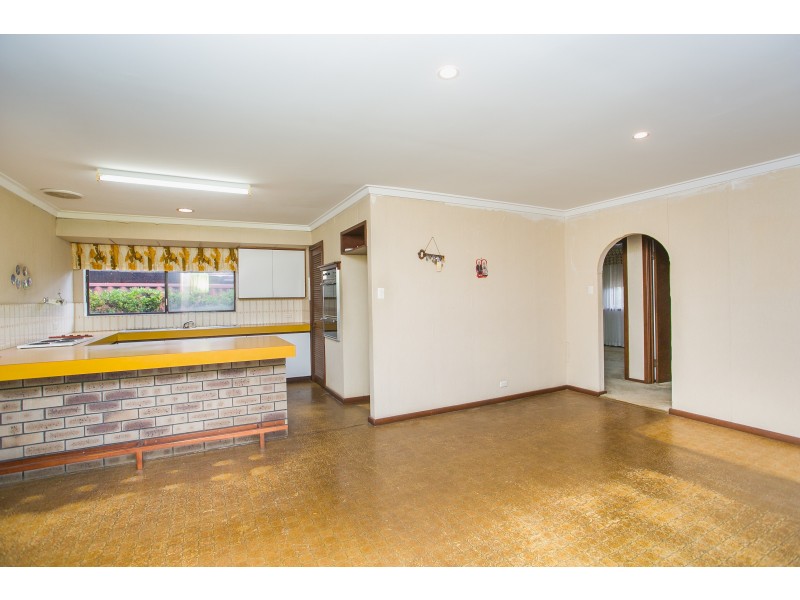 186 Erindale Road, Hamersley WA 6022