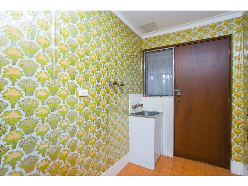 186 Erindale Road, Hamersley WA 6022