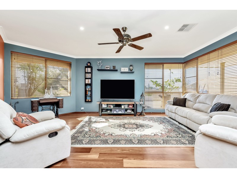 6/13 Allan Place, Halls Head WA 6210