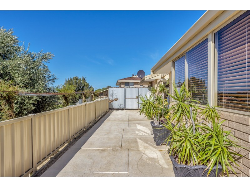 6/13 Allan Place, Halls Head WA 6210