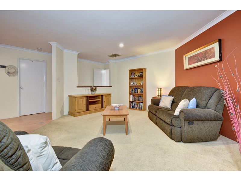 59 Heacham Avenue, Hocking WA 6065