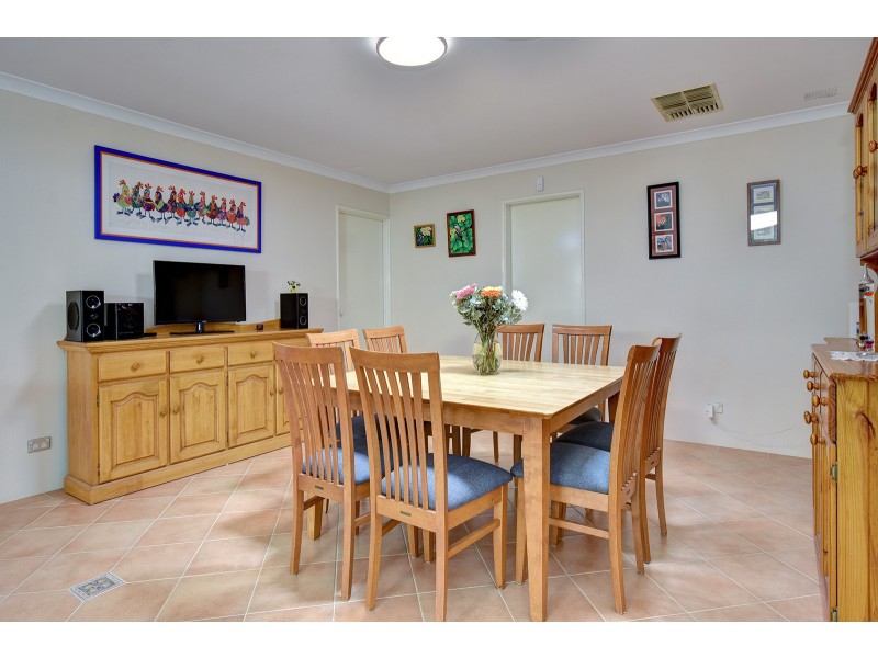 59 Heacham Avenue, Hocking WA 6065