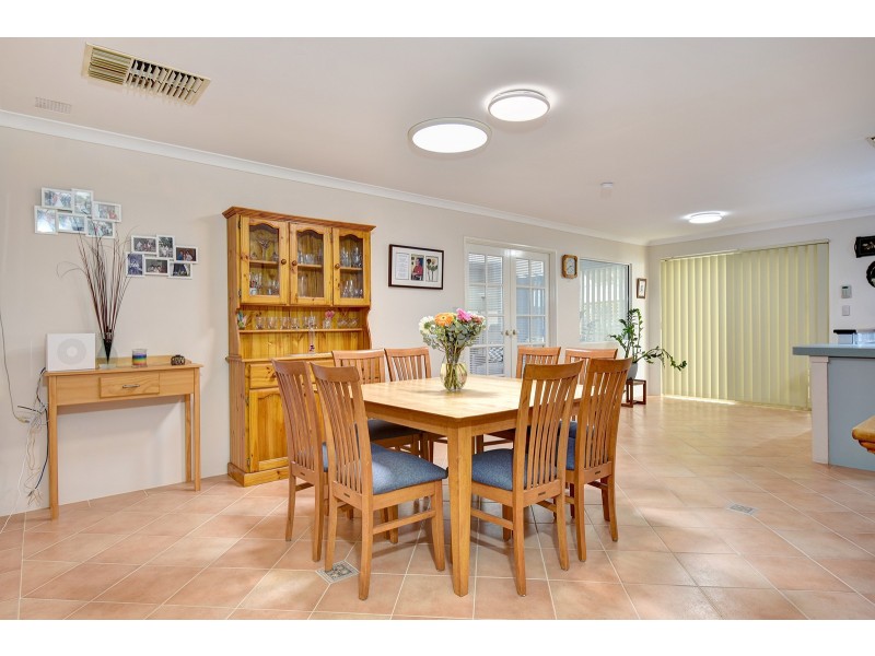 59 Heacham Avenue, Hocking WA 6065