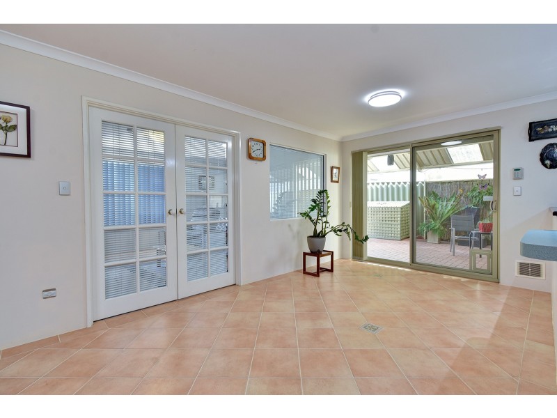 59 Heacham Avenue, Hocking WA 6065