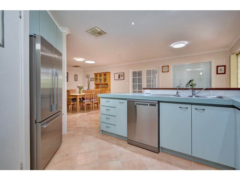 59 Heacham Avenue, Hocking WA 6065