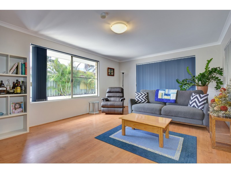 59 Heacham Avenue, Hocking WA 6065