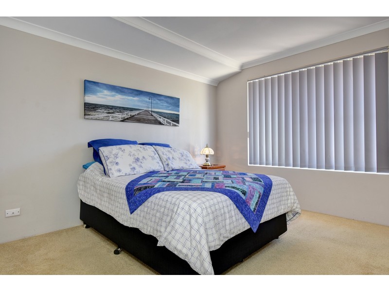 59 Heacham Avenue, Hocking WA 6065