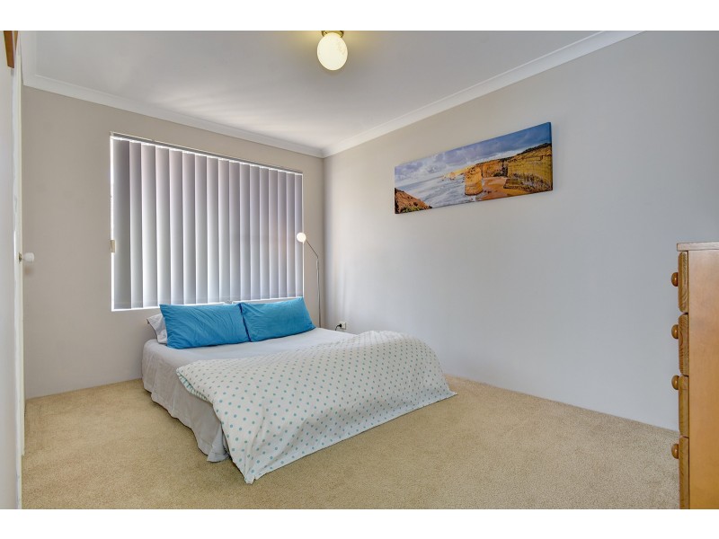 59 Heacham Avenue, Hocking WA 6065