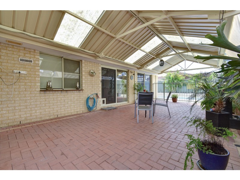 59 Heacham Avenue, Hocking WA 6065