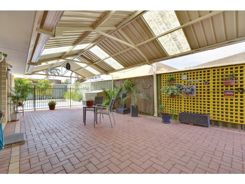 59 Heacham Avenue, Hocking WA 6065