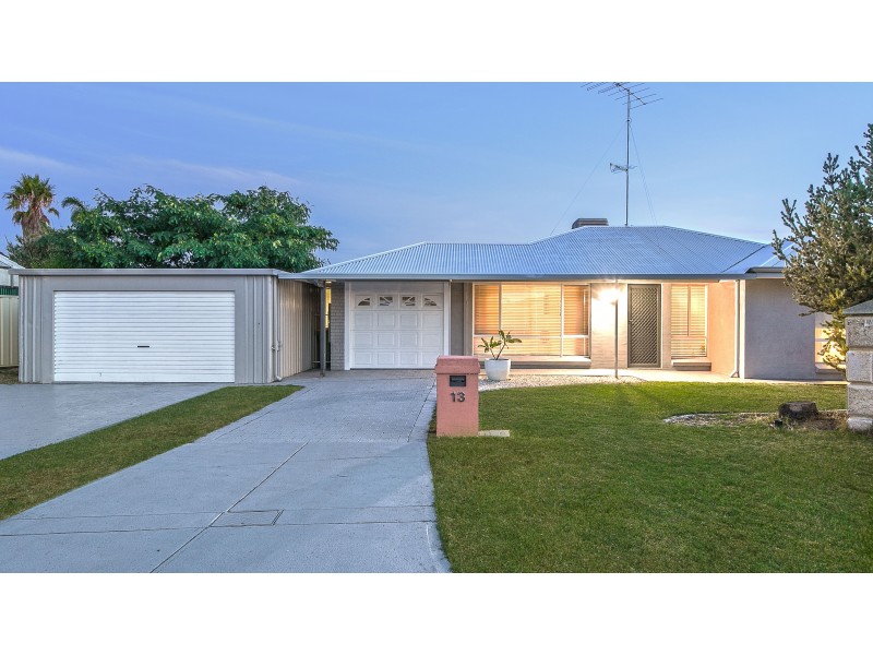 13 Nurrari Close, Waikiki WA 6169