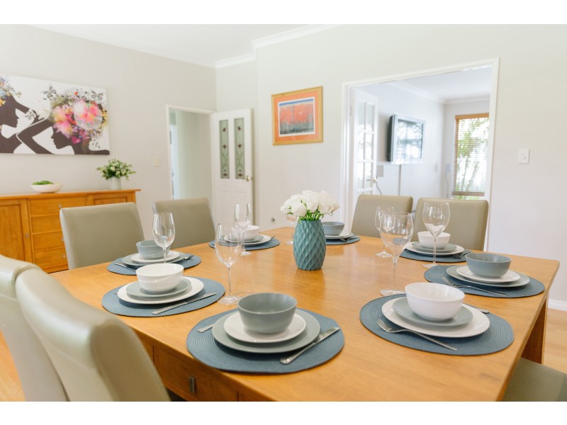 1 Woodbine Loop, Tapping WA 6065