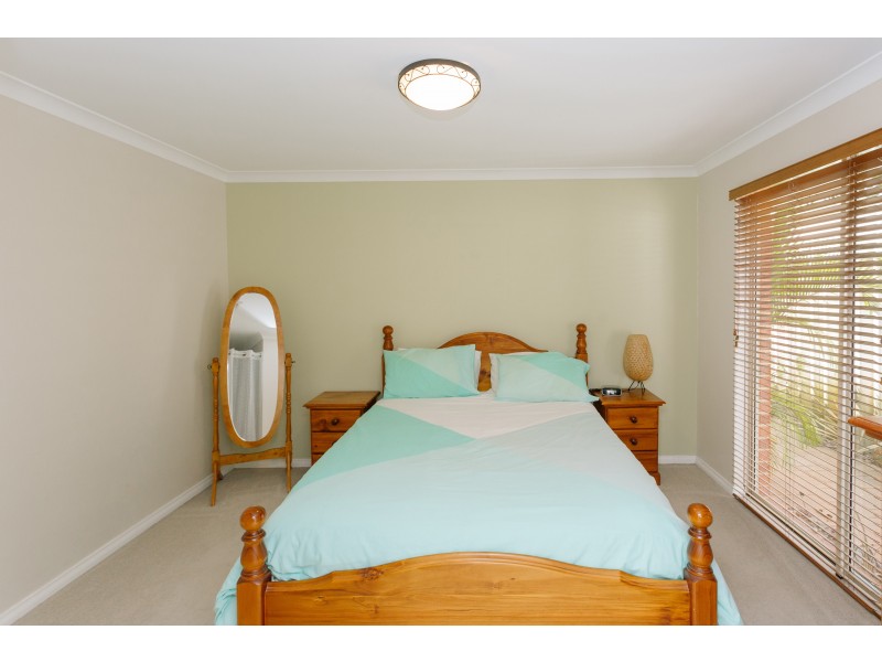 1 Woodbine Loop, Tapping WA 6065