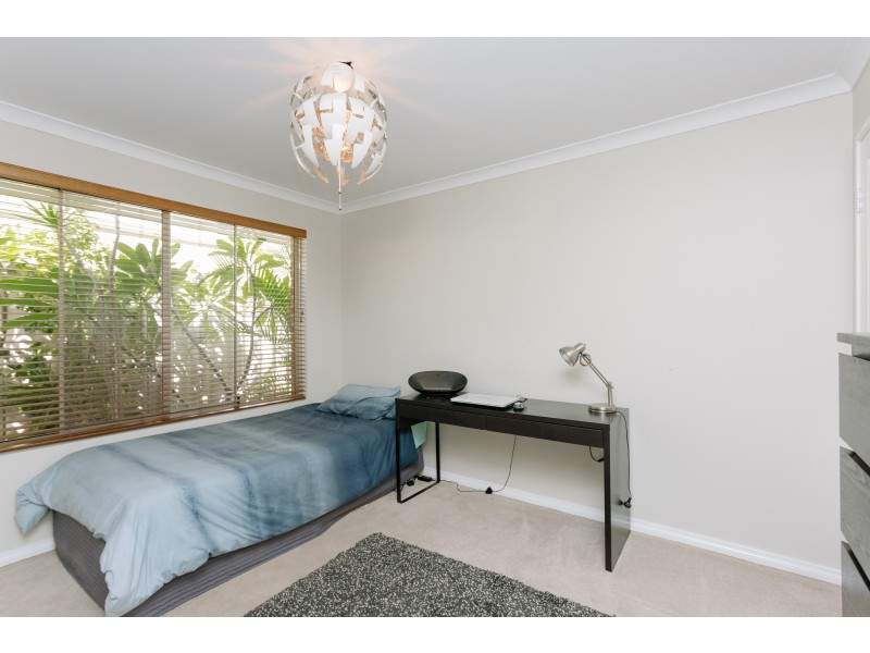 1 Woodbine Loop, Tapping WA 6065