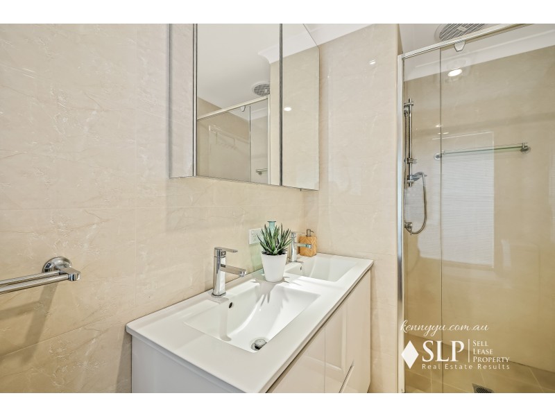 8 Brittain Avenue, Madeley WA 6065