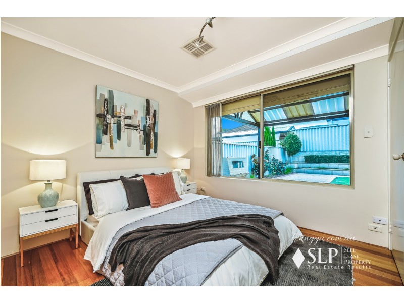 8 Brittain Avenue, Madeley WA 6065