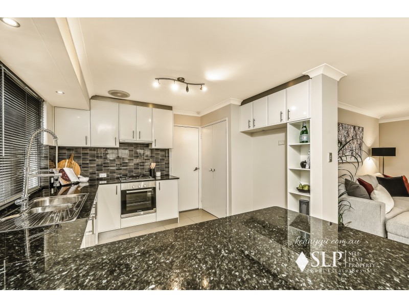 8 Brittain Avenue, Madeley WA 6065