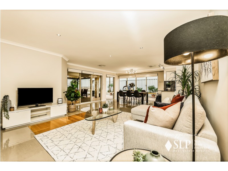 8 Brittain Avenue, Madeley WA 6065