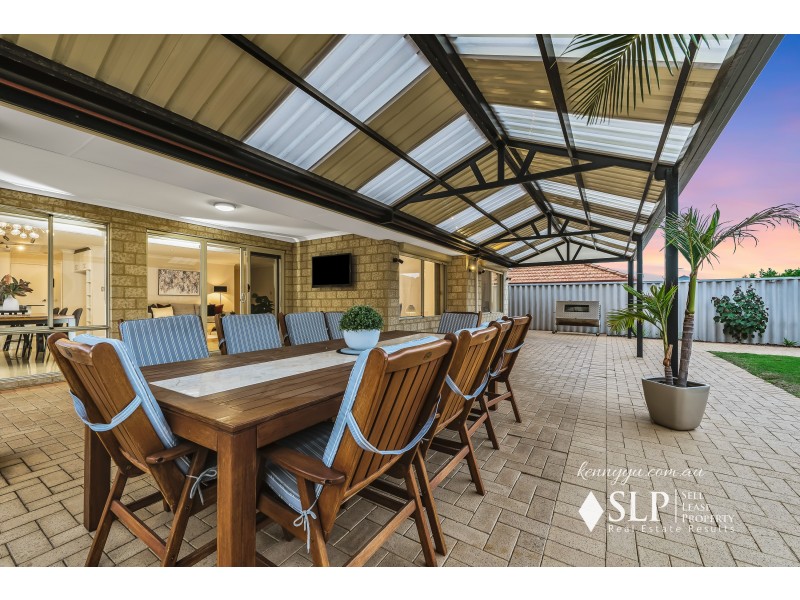 8 Brittain Avenue, Madeley WA 6065