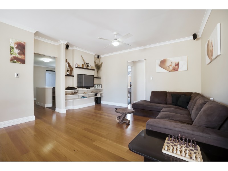 36 Adenine Bend, Piara Waters WA 6112